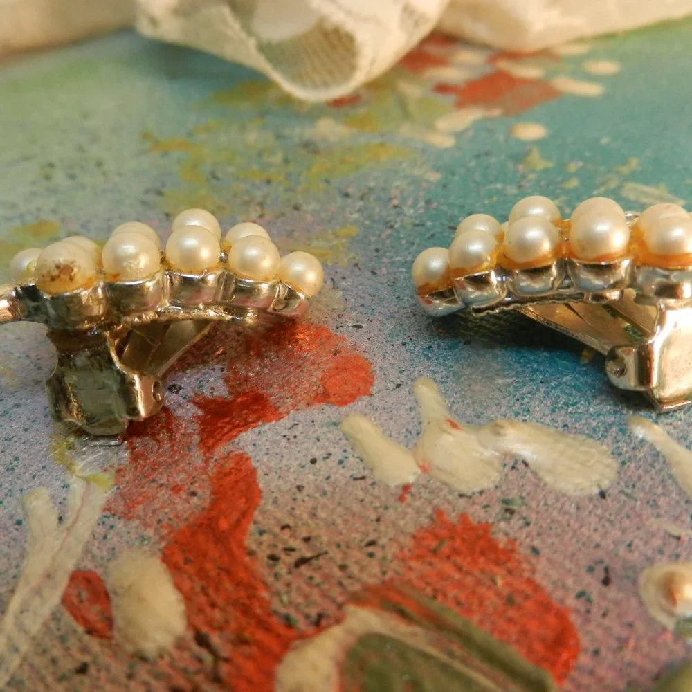 VTG Marboux Boucher clip earrings pearlcore faux pearl rhinestones grapes glam